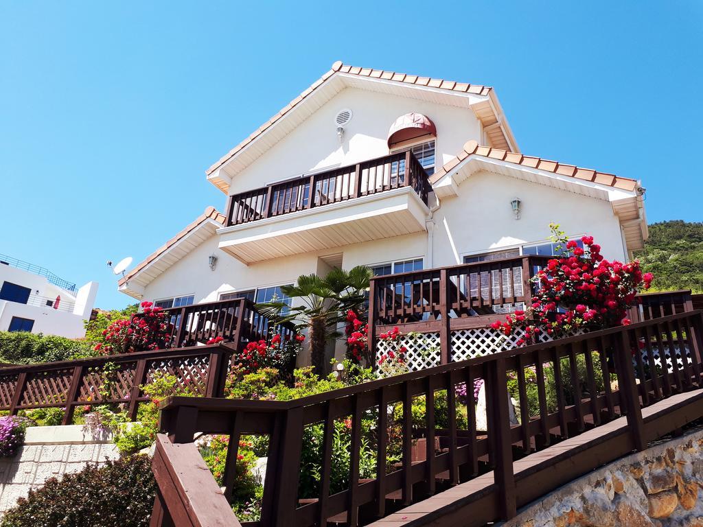 Namhae Bluemare Pension Εξωτερικό φωτογραφία