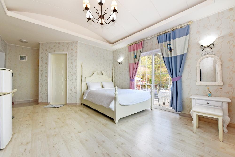 Namhae Bluemare Pension Εξωτερικό φωτογραφία
